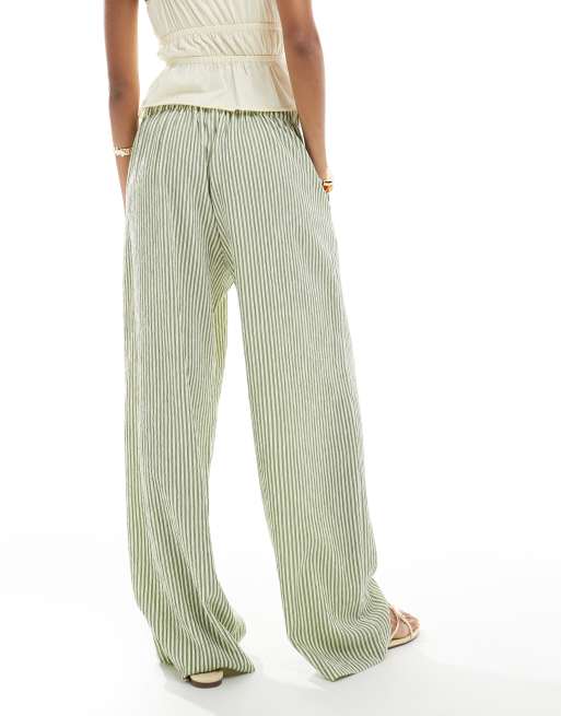 ASOS DESIGN - Pantaloni dritti color kaki a righe testurizzati, 3 di 5