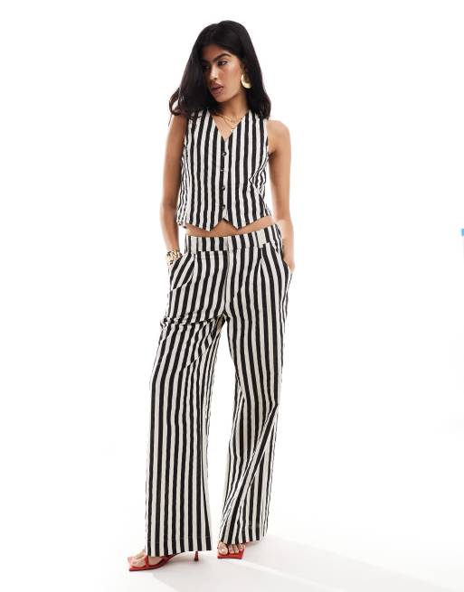 ASOS DESIGN - Pantaloni dritti comodi in lino bianchi e neri a righe in coordinato