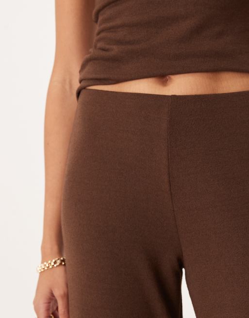 ASOS DESIGN - Pantaloni dritti effetto maglia marrone scuro in coordinato, 4 di 5