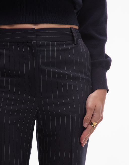 ASOS DESIGN - Pantaloni dritti slim sartoriali blu navy gessato con spacco, 3 di 5