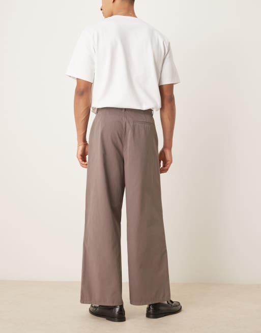 ASOS DESIGN - Pantaloni eleganti a ferro di cavallo marroni con pieghe sul davanti, 2 di 5