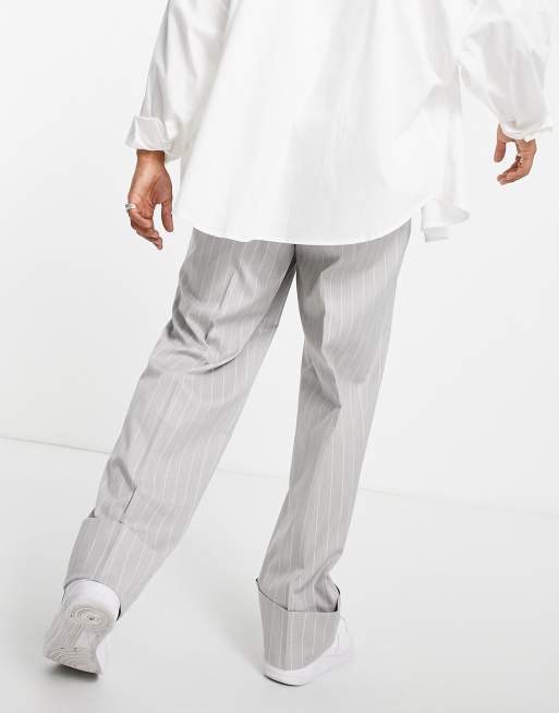 ASOS DESIGN - Pantaloni eleganti a fondo ampio grigio mélange a righe con risvolto largo, 3 di 4
