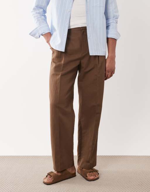 ASOS DESIGN - Pantaloni eleganti a fondo ampio in misto lino marrone scuro a pieghe, 2 di 5