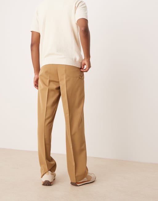 ASOS DESIGN - Pantaloni eleganti con fondo ampio color cammello con tasca carpenter, 4 di 5