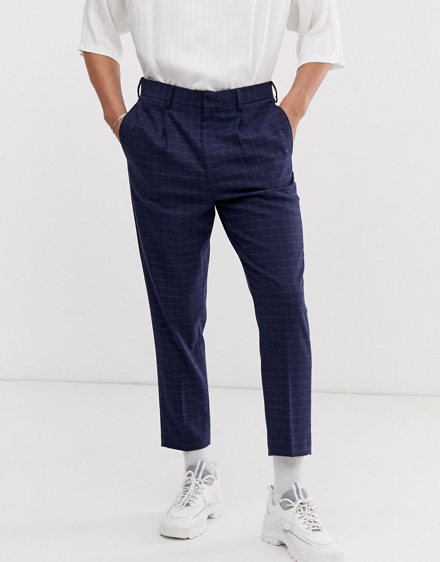 ASOS DESIGN - Pantaloni eleganti cropped affusolati in misto lana blu navy a quadri