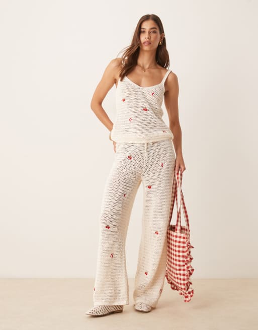 ASOS DESIGN - Pantaloni in maglia écru con frutta ricamata
