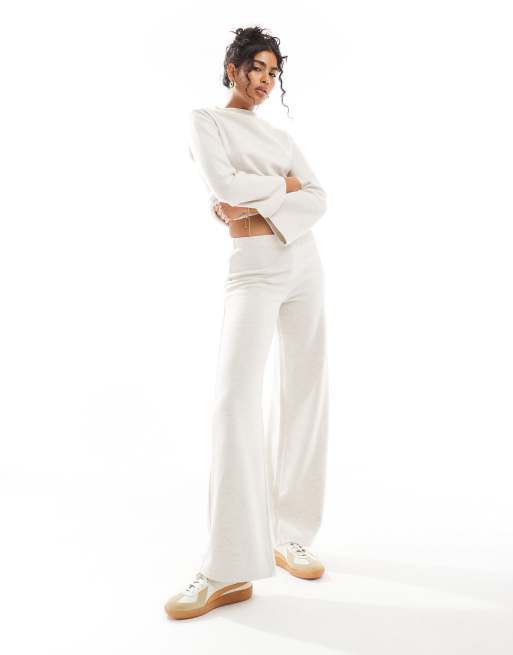 ASOS DESIGN - Pantaloni morbidissimi color crema in coordinato