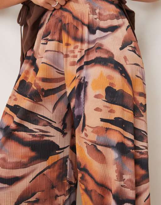 ASOS DESIGN - Pantaloni plissé con fondo ampio arancioni con stampa marmorizzata, 4 di 5