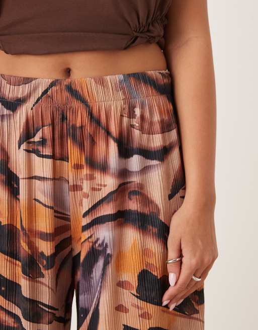 ASOS DESIGN - Pantaloni plissé con fondo ampio arancioni con stampa marmorizzata, 5 di 5
