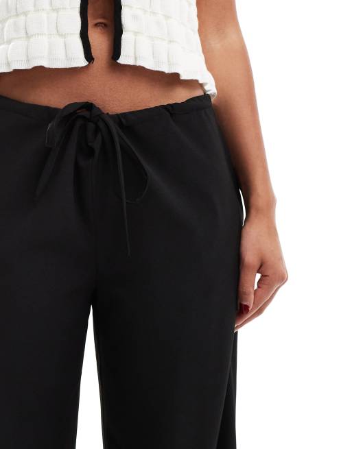 ASOS DESIGN - Pantaloni sartoriali a vita bassa neri, 4 di 5