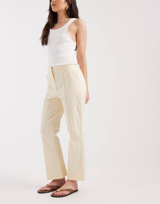 ASOS DESIGN - Pantaloni sartoriali a zampa color crema, 2 di 5
