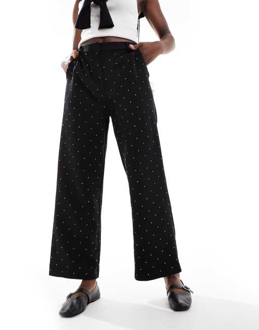 ASOS DESIGN - Pantaloni sartoriali alla caviglia neri con dettagli applicati a caldo in coordinato