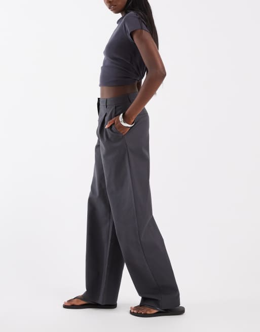 ASOS DESIGN - Pantaloni sartoriali bombati blu navy con pieghe sul davanti, 2 di 5