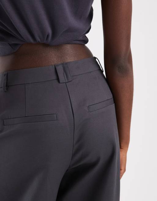 ASOS DESIGN - Pantaloni sartoriali bombati blu navy con pieghe sul davanti, 4 di 5