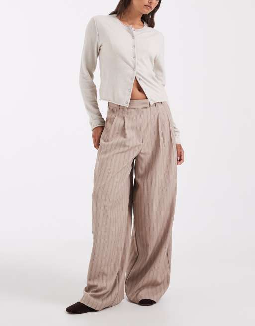 ASOS DESIGN pantaloni sartoriali wide leg con dettaglio piega a righe taupe, 1 di 5