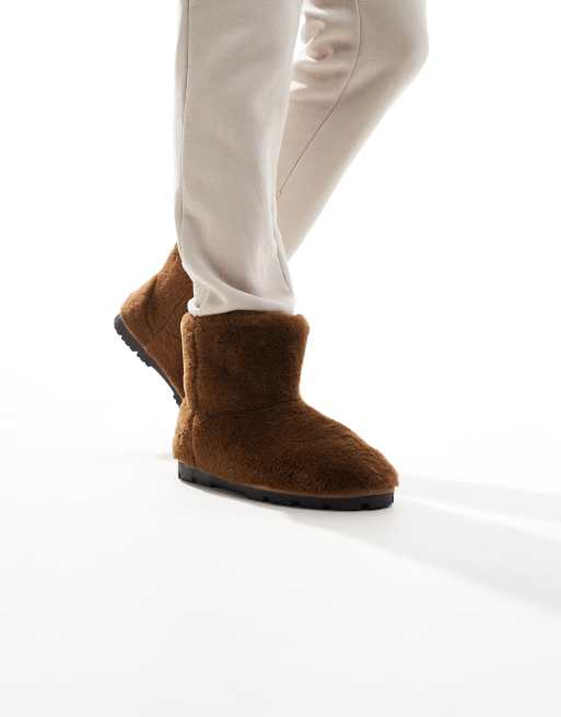 ASOS DESIGN - Pantofole a stivaletto marroni in pelliccia sintetica, 3 di 4