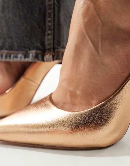 ASOS DESIGN - Paphos - Puntige pumps met brede pasvorm en hoge hak in roségoud , 3 van 4