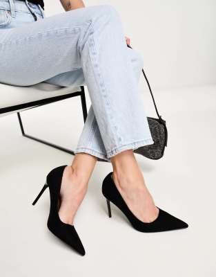 ASOS DESIGN - Paphos - Spitze Pumps aus schwarzem Wildlederimitat mit hohem Absatz