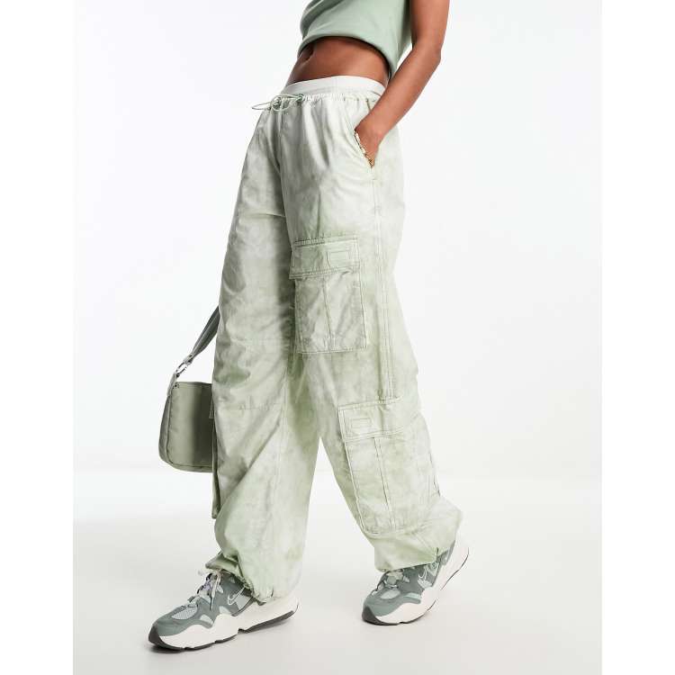 【AAKE】DEEP-DYED PARACHUTE PANTS Lydia Contrast Seam Parachute Pants • Shop American Threads