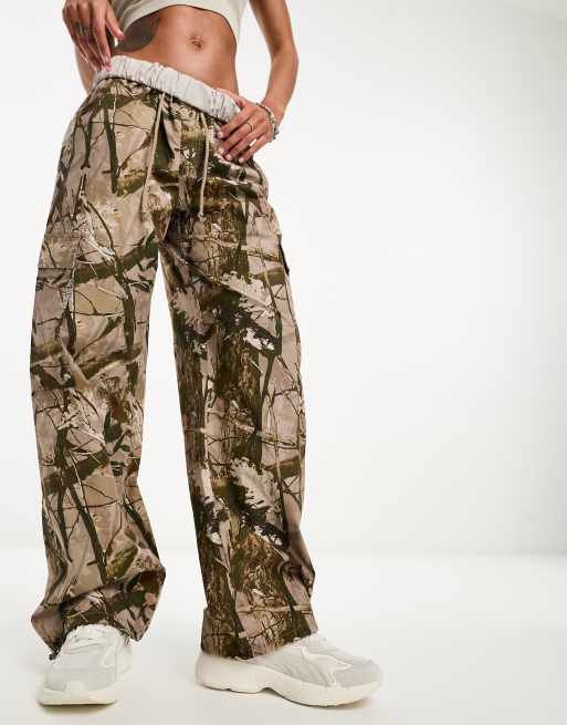 Fixed Waist Relaxed Camo Cargo Pants