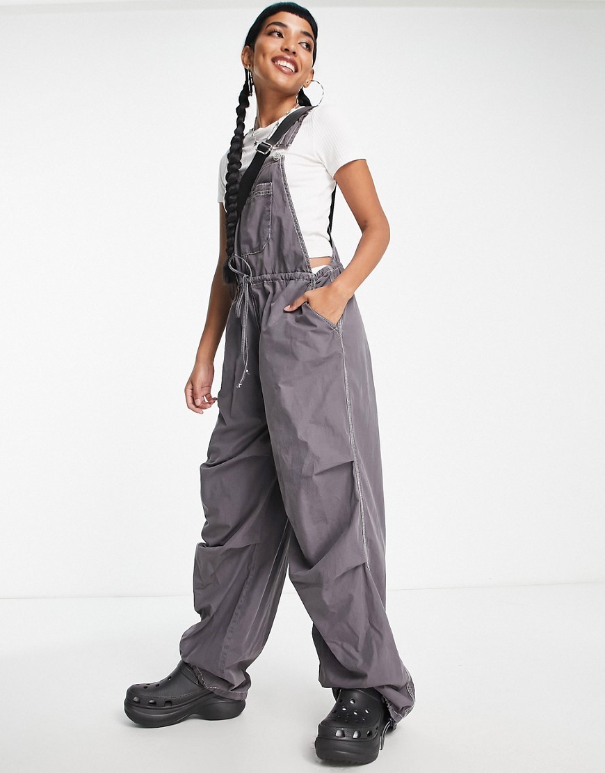 ASOS DESIGN parachute pants overalls in charcoal-Gray