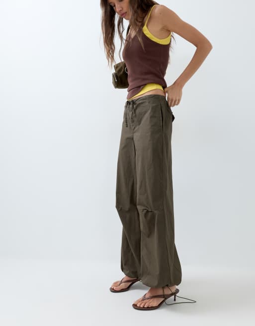ASOS DESIGN parachute pants with toggle hem detail in khaki, 5 of 5