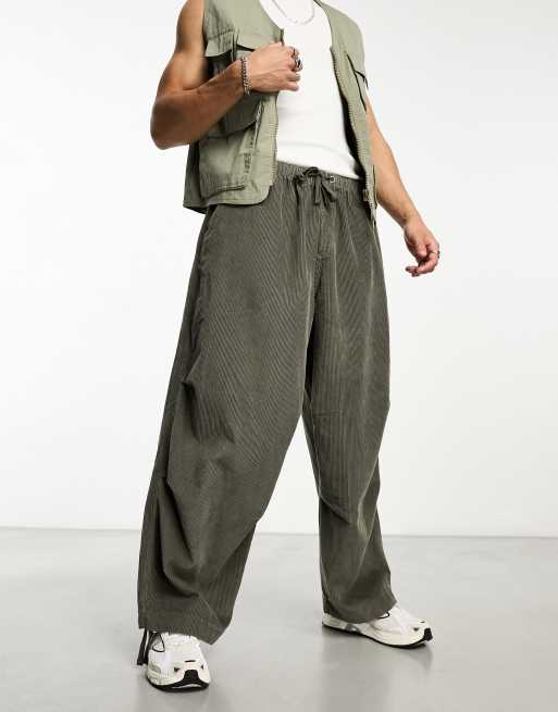ASOS DESIGN - Parachutebroek met ballonpijpen van corduroy in kaki