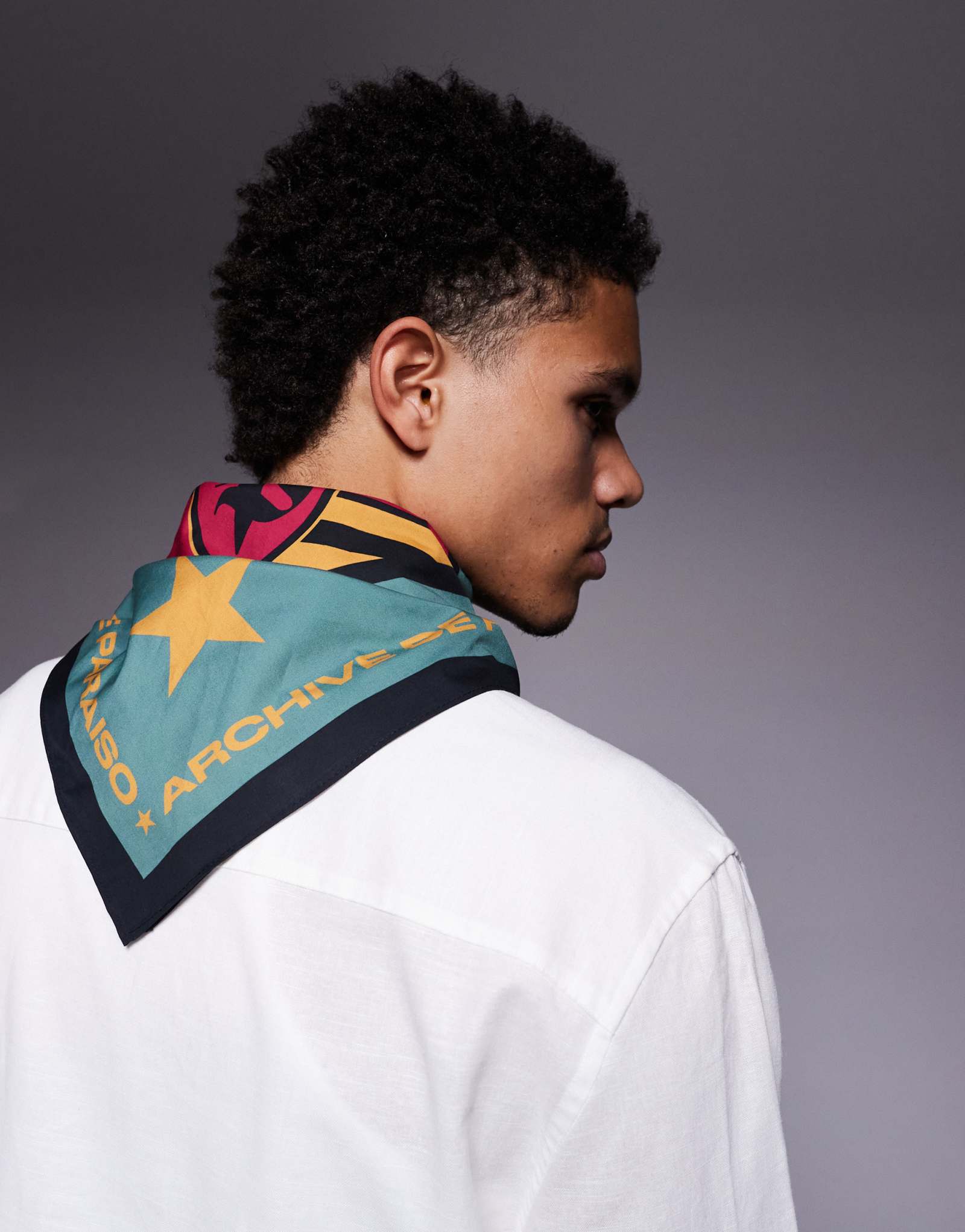 ДИЗАЙНЕРСКИЙ головной платок ASOS из хлопка paraiso зеленого цвета