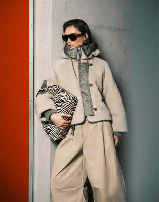 ASOS DESIGN - Parka in Khaki aus Teddyfleece mit Kontrast-Details-Grün