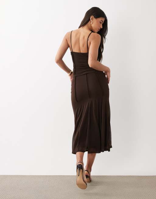 ASOS DESIGN - Parte de un conjunto - Falda semilarga marrón trufa elástica con godets de chifón, 5 de 5