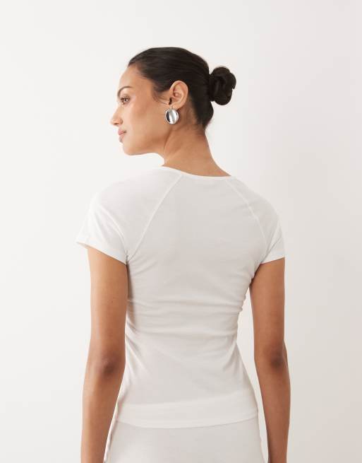 ASOS DESIGN - Parte de un conjunto - Top blanco con mangas de casquillo y detalle de abertura anudada, 4 de 4