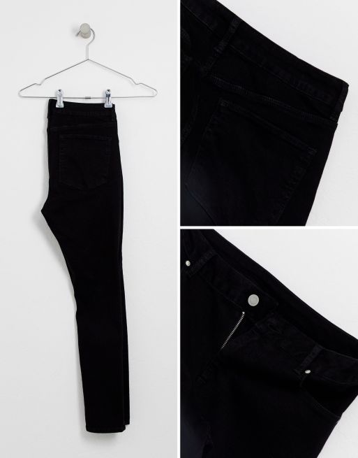 ASOS DESIGN - Påsprayede jeans i powerstretch-denim i sort med optrevlede knæ, 4 af 4