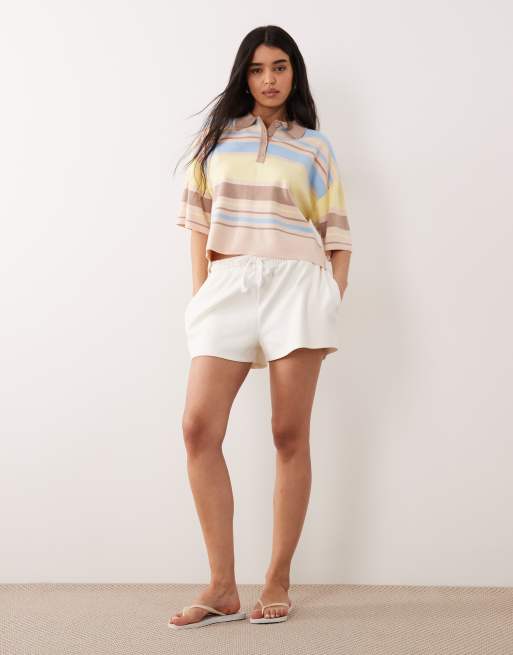 ASOS DESIGN - Pastelfarvet polo med striber i flere farver og firkantet pasform, 3 af 4