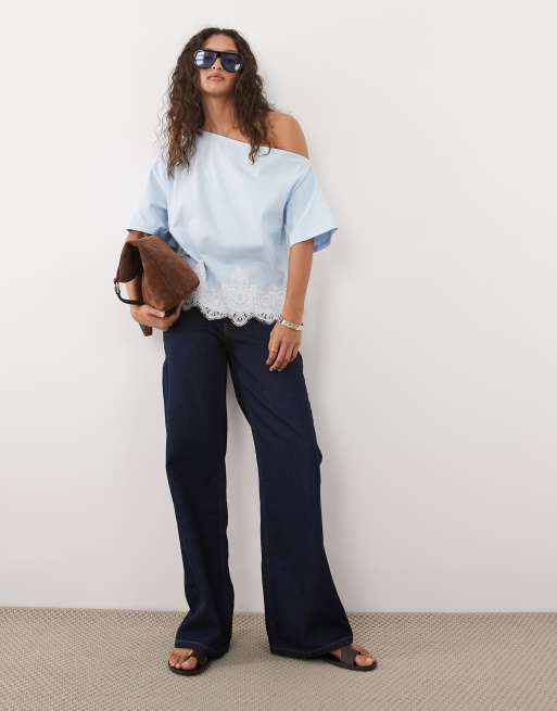ASOS DESIGN – Pastellblå topp med sänkt axelsöm och spetskant, 2 av 4