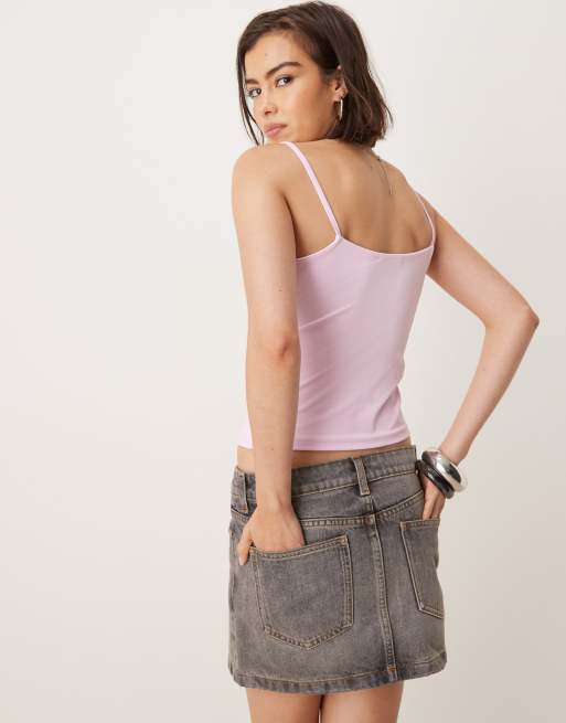 ASOS DESIGN - Pastellyserød cami-top med skåldetaljer i polyamid, 4 af 4