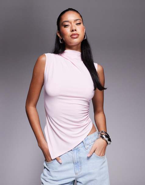 ASOS DESIGN - Pastellyserød top med høj hals, rynker og og asymmetrisk kant - view 1