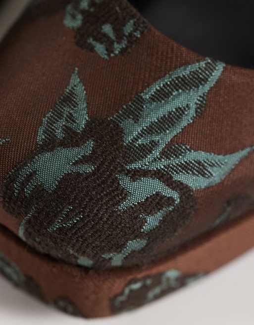 ASOS DESIGN Peaked platform high heeled shoes in chocolate velvet, 3 of 4