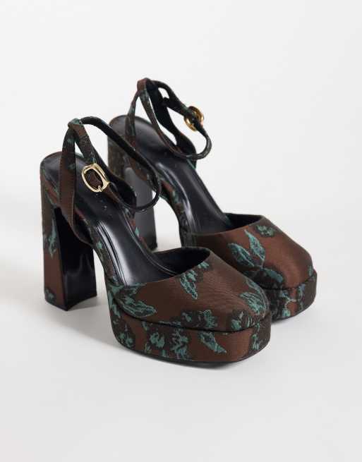 ASOS DESIGN Peaked platform high heeled shoes in jacquard, 2 of 4