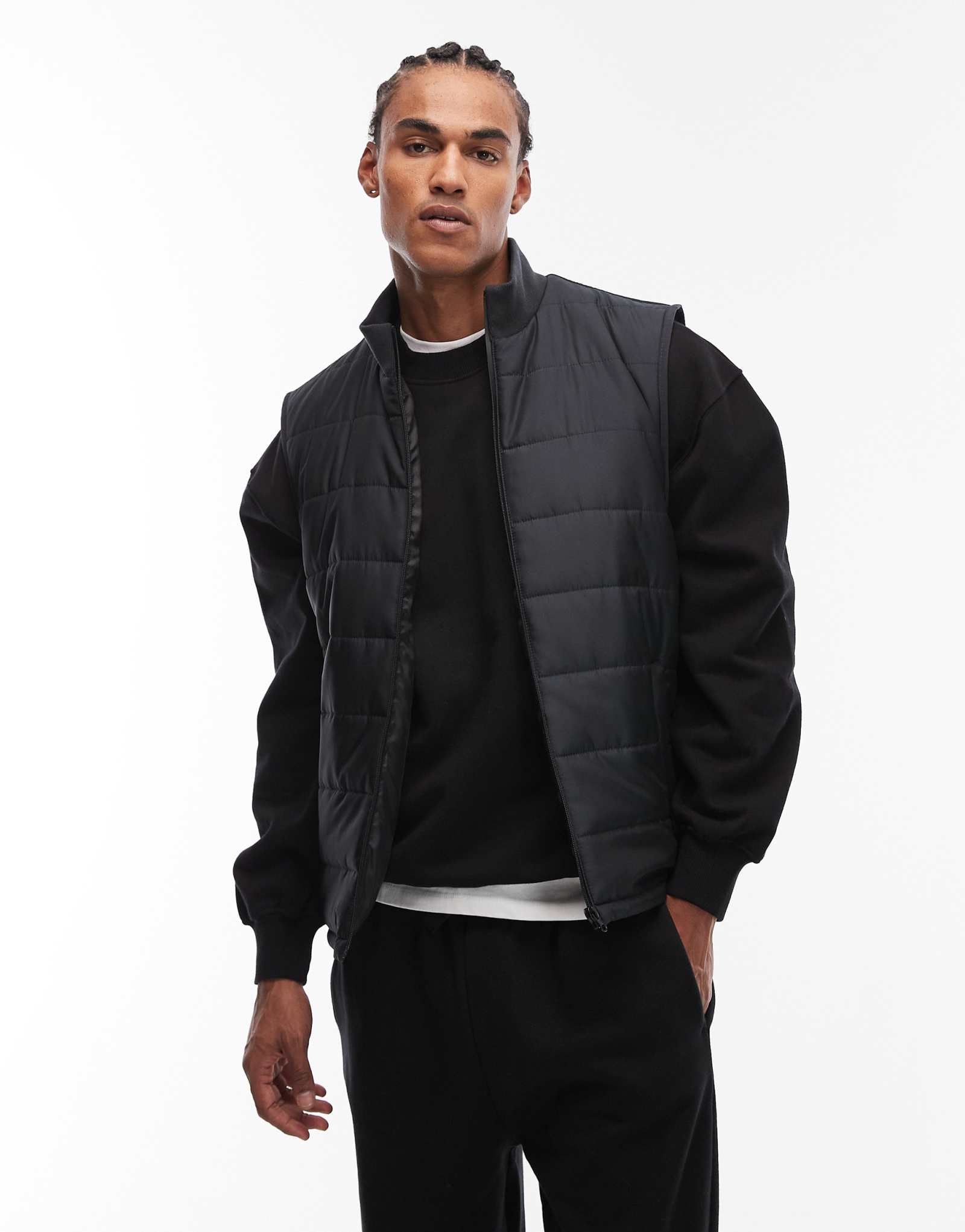 Стеганый жилет ASOS DESIGN peakMAX™ черного цвета