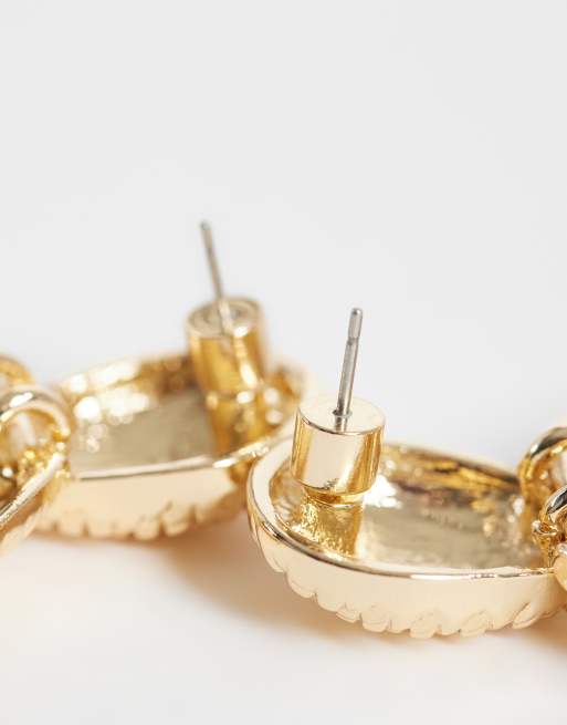 ASOS DESIGN Pendientes colgantes con diseño texturizado en tono dorado cepillado, 2 de 4