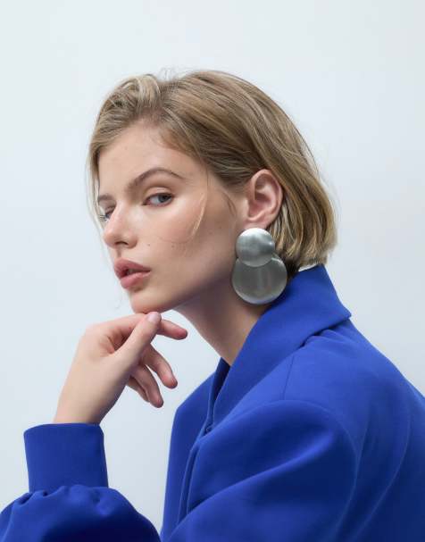ASOS DESIGN pendientes con doble colgante de discos en plateado cepillado - view 1