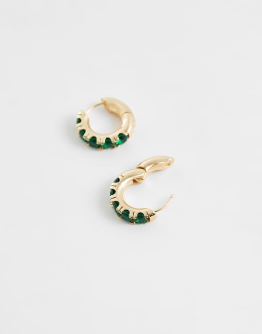 ASOS DESIGN - Pendientes de aro dorados con circonitas verde esmeralda, 3 de 3