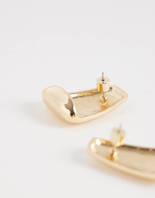 ASOS DESIGN - Pendientes de botón dorados básicos con diseño liso alargado, 3 de 3