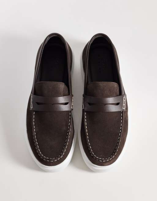 ASOS DESIGN – Penny-Loafer aus Wildleder in Braun mit Gummisohle, 2 von 4