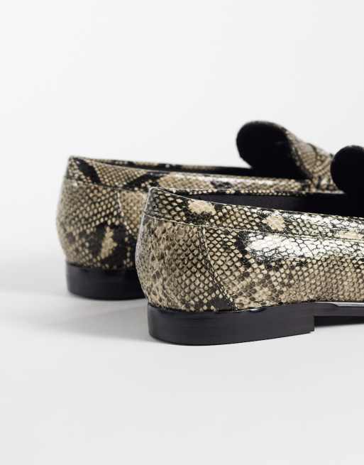 ASOS DESIGN – Penny-Loafer in Schlangenlederoptik mit Raffung, 4 von 4