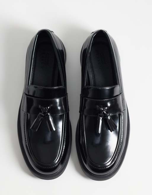 ASOS DESIGN penny loafer with tassel in black patent, 2 of 4