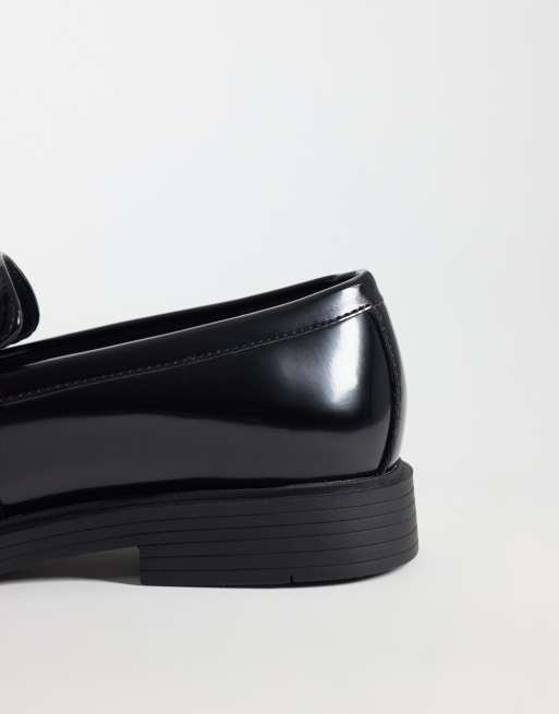 ASOS DESIGN penny loafer with tassel in black patent, 4 of 4