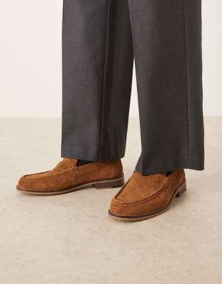  penny loafers in tan suede