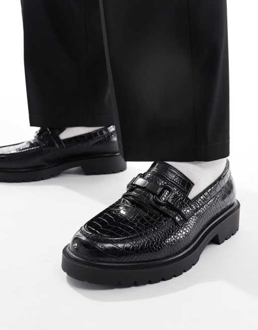 ASOS DESIGN - Penny loafers met trens in zwart imitatieleer met krokodillenmotief
