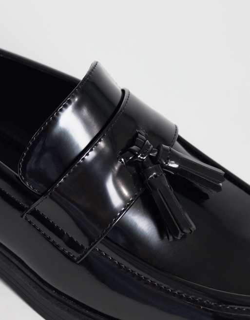 ASOS DESIGN penny loafers with tassels in black patent, 3 of 4